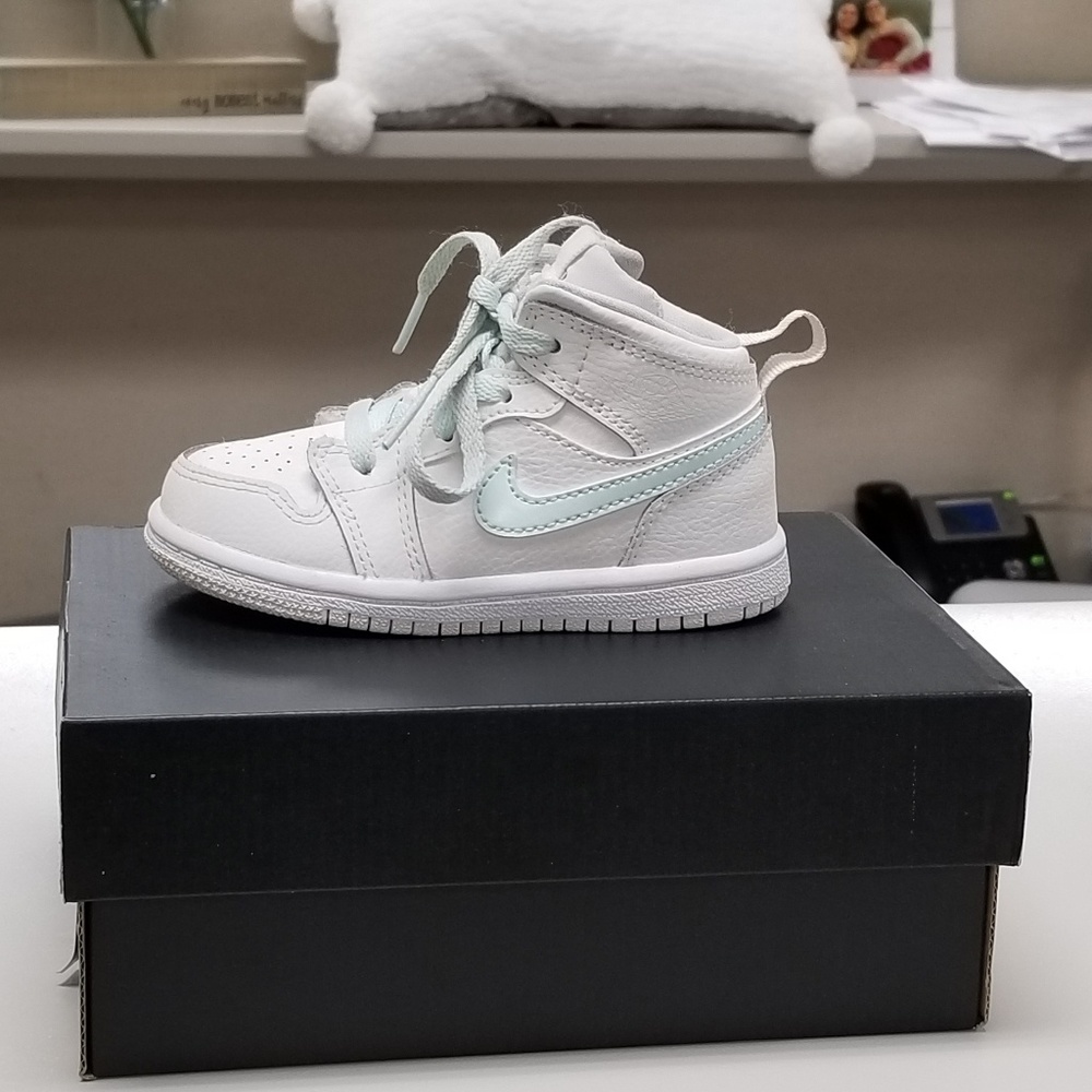 Air Jordan 1s
